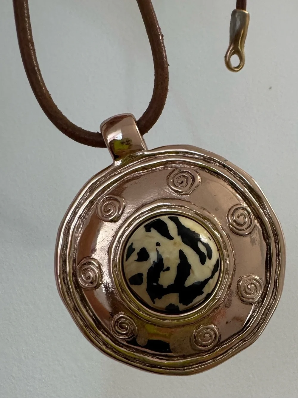 Round Copper Pendant Necklace with Animal Print Accent Gold color 16” - Picture 4 of 12